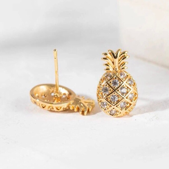 🍍Pineapple Cubic Zirconia Gold Earrings NWT - Picture 3 of 6